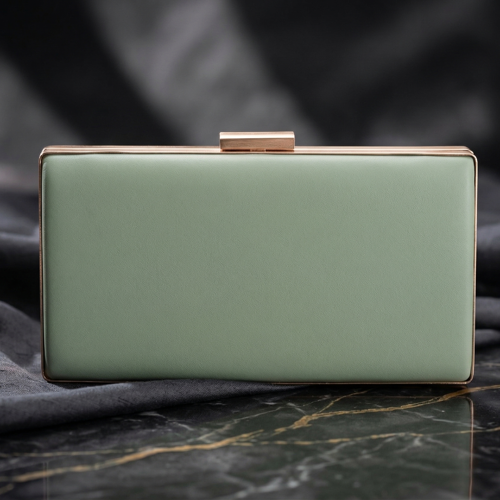 Amelia: The Mint Luxe Frame Clutch