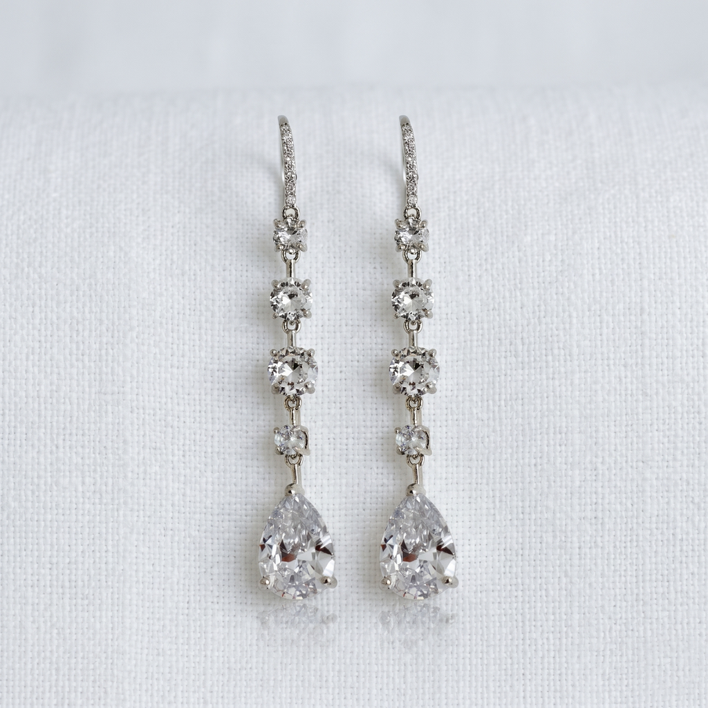 Tilly: The Silver Crystal Teardrop Pendant Drop