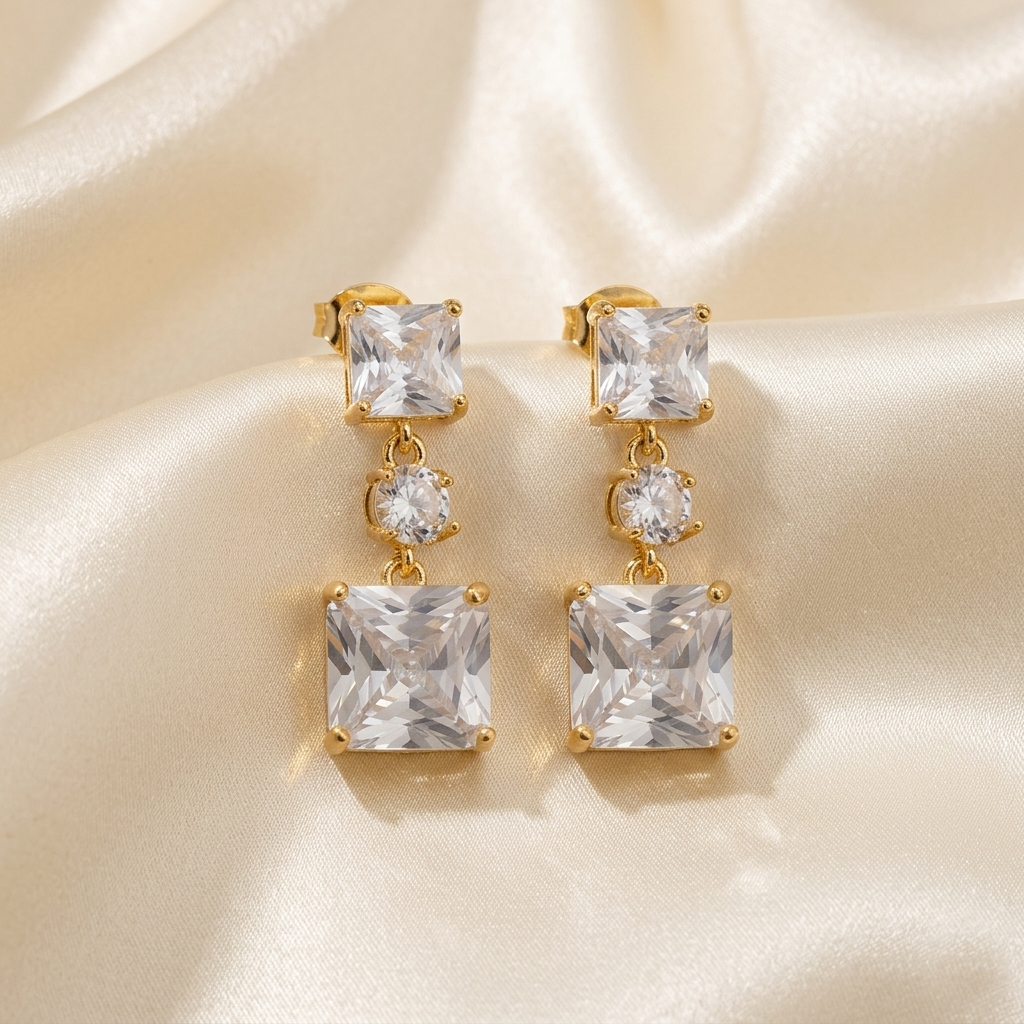 Jess: The Gold Square Crystal Statement Drop