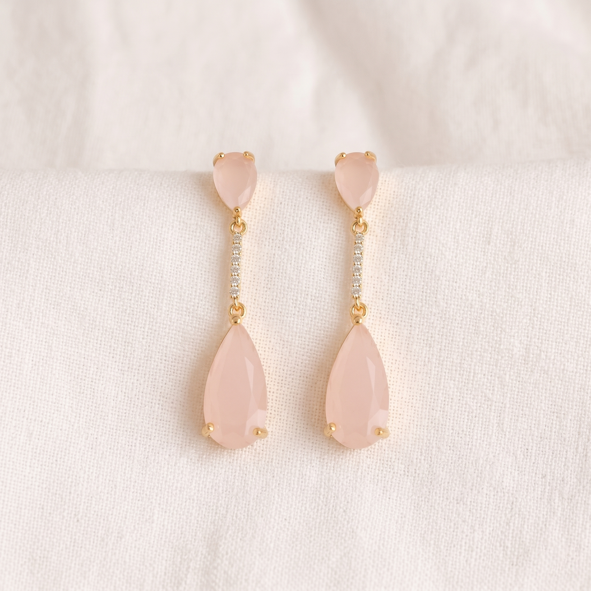 Deirdre: The Blush Crystal Bar Statement Drop